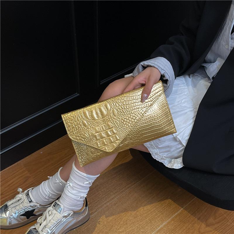 New bright leather autumn solid color trend personality large capacity crocodile pattern fashion hand envelope bag women