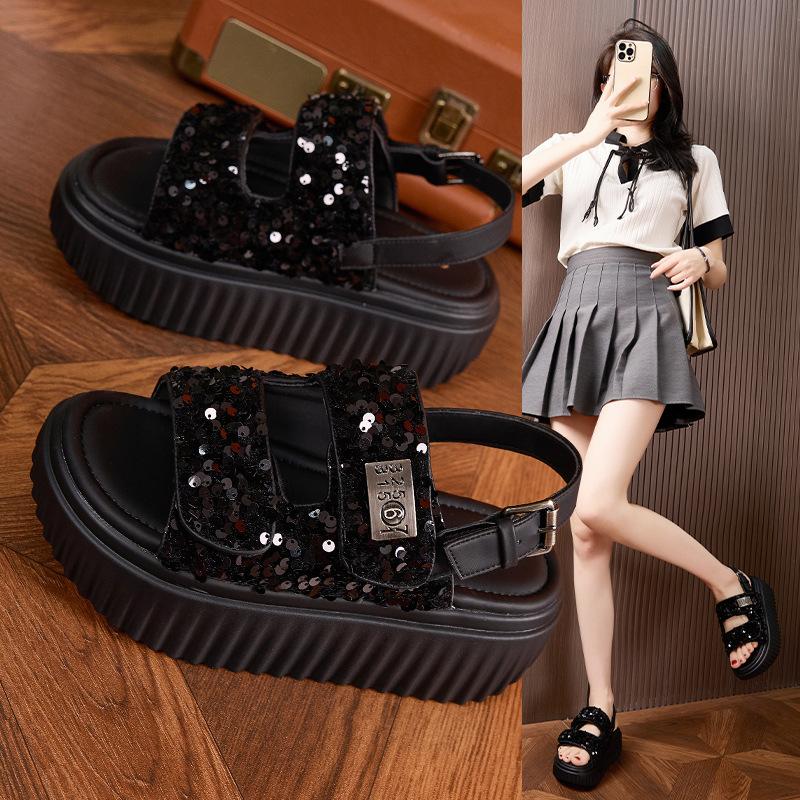 Platform sandals women's 2025 summer new shaking sequins fashion wear cool slippers versatile not tired feet beach shoes