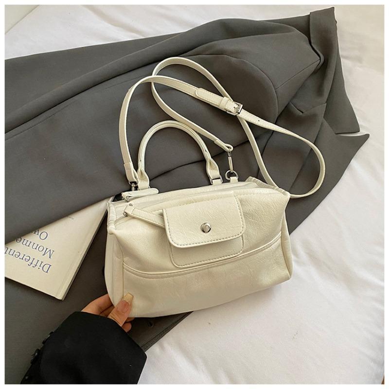 Niche Large-capacity Handbag Women's Autumn New High-value Fashionable Retro Shoulder Messenger Bag