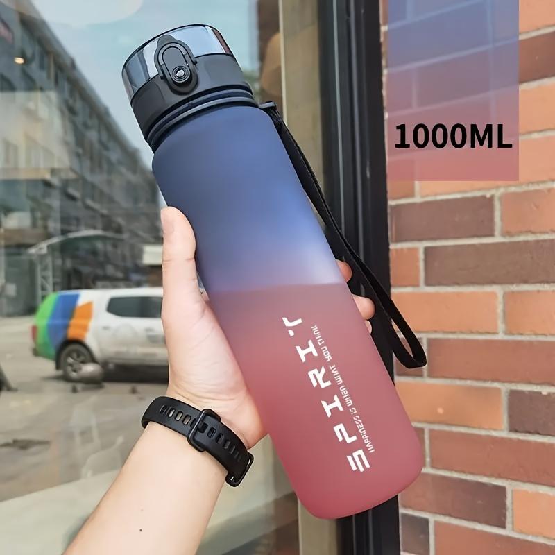 1 Pc 21.98 Oz/33.81 Oz Portable Sports and Fitness Travel Water Bottle, Gradient Plastic Bottle for Men and Women