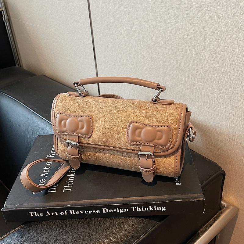 Autumn New Retro British Saddle Messenger Bag Women's Bag Niche High-end Simple Shoulder Small Square Bag