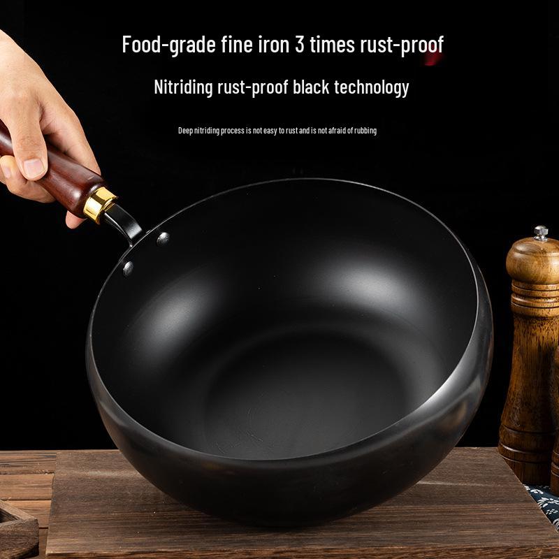 Large-Bellied Mini Wok: Flat-Bottomed Non-Coated Non-Stick Iron Pot for Stir-Frying