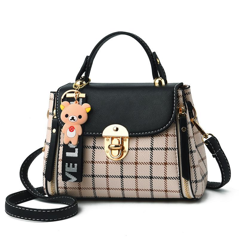 

New Autumn and Winter Fashion Trend Simple Single Shoulder Small Square Bag Korean Version Versatile Crossbody Bag