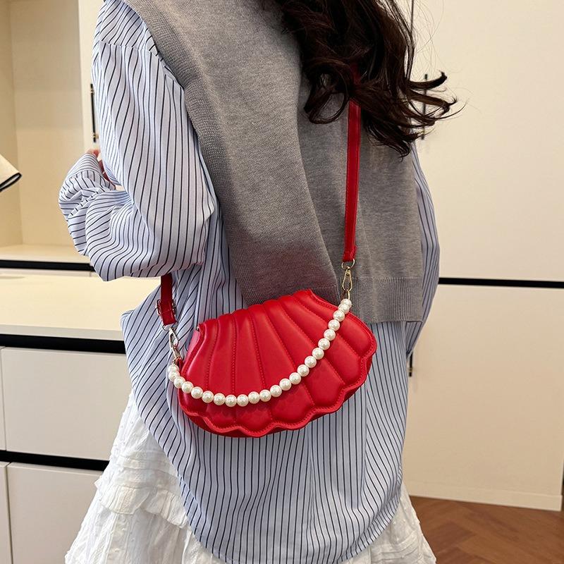 2 Fashion shoulder bag popular pearl chain messenger bag handbag shell bag niche design solid color new