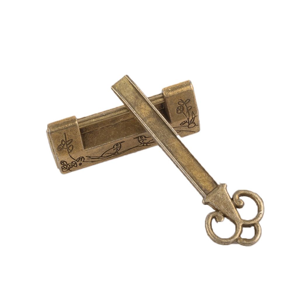 Old Style Brass Chinese Flower Locks Padlock Lock and Key Antique Locks