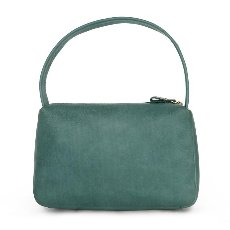 Leather women's bags, large-capacity armpit bags, portable shoulder bags, simple and fashionable vegetable tanned leather shoulder bags.