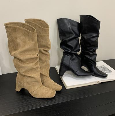 2025 nouvelles bottes plissées rétro à empiler bottes longues pour femmes daim talon épais polyvalentes vent de désolation bottes hautes