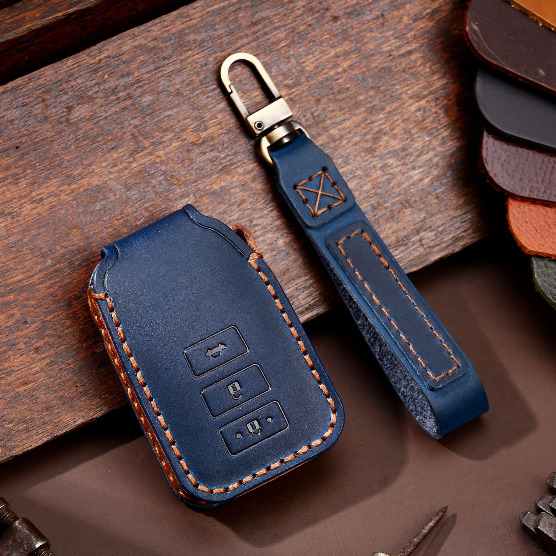

Leather 3 Buttons Car Key Case for Toyota Yaris HAIs 2020 Hiace 200 Accessories Car-Styling Holder Shell Keychain Protection синій