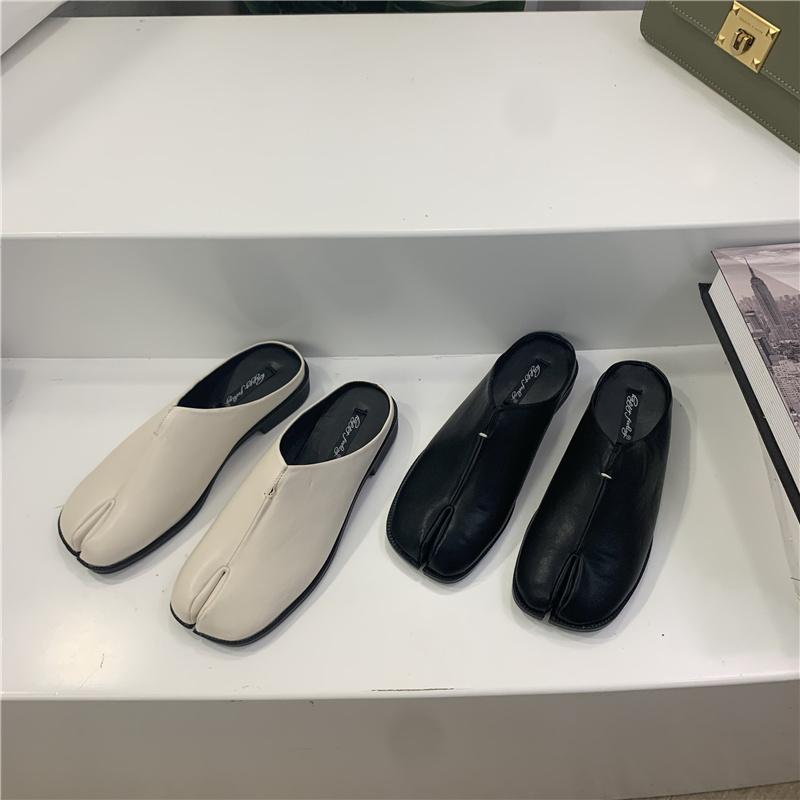 Fashion Bailamos Tabi Ninja Moccasins Round Split Toe Retro Color Women Single Shoes Buckle Strap Casual Soft Mary Janes Shoes