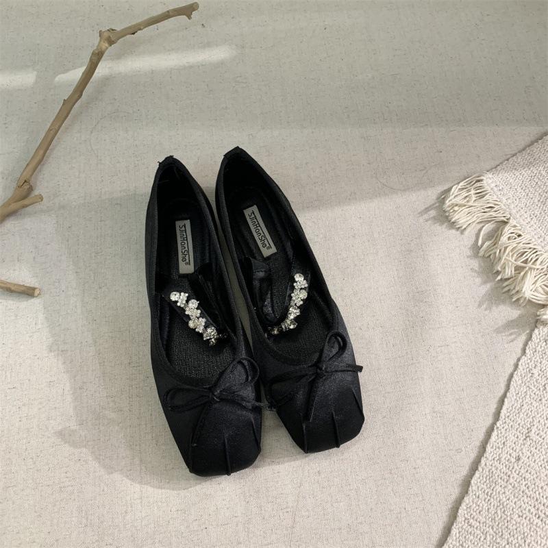 2025 spring and autumn new fairy style bow French single shoes one word rhinestone flat Mary Jane shoes women's shoes