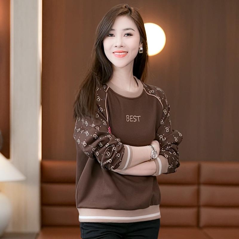 Women's Spring-Autumn Round Neck Hoodie: 2025 New Loose Fit, Age-Reducing Style for Middle-Aged Women