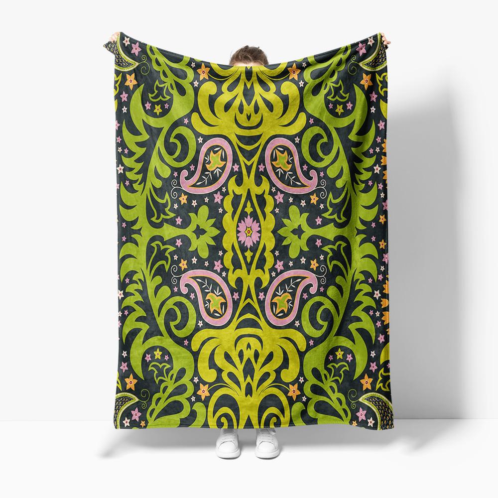 Vibrant Peacock Floral Print Throw Blanket Bohemian Bedspread Unique Sofa Cover Decorative Throw Blanket Dark Green Pattern 75x90cm
