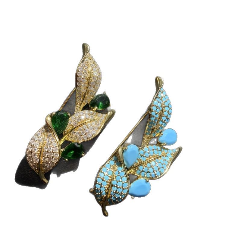 Emerald Zircon Leaf Brooch - Retro Chinese Style Suit Accessory
