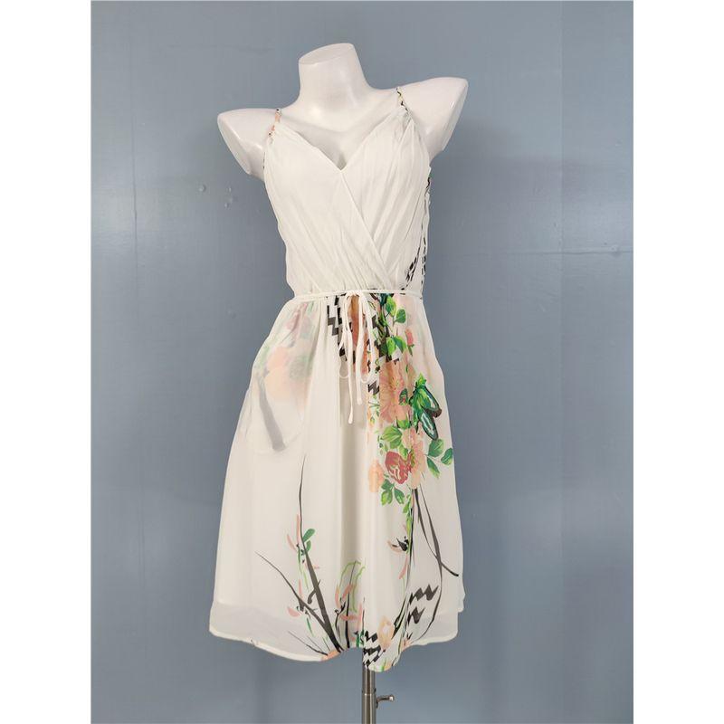 

Export Single Cross-Border Export 2024 Summer Sling Ruched Waist-Controlled Large Hem Dress Casual Vacation Printed Dress White Flower S