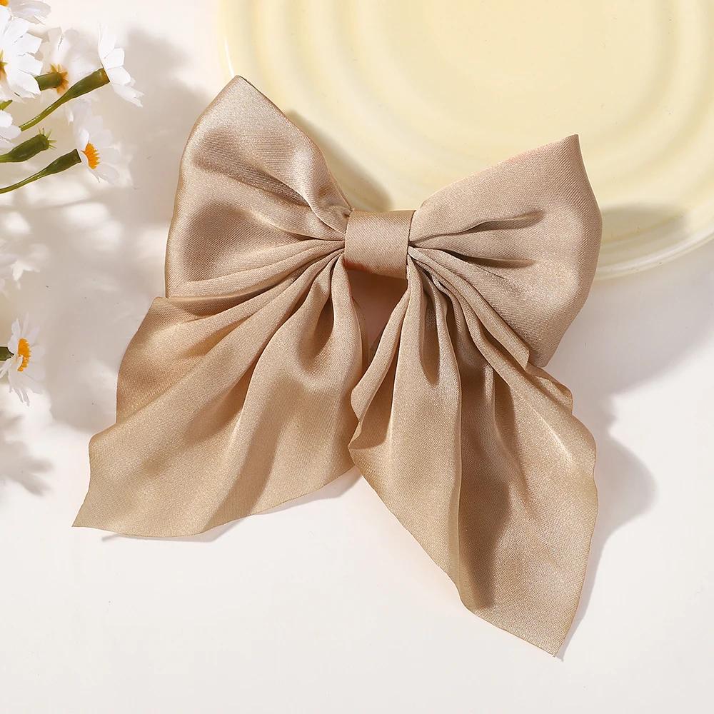 

BABY BOWS 1Pcs Girls Solid Color Satin Butterfly Barrettes Fresh Color Hairbows Ponytail Clip Women Travelling Dress Up Headwear