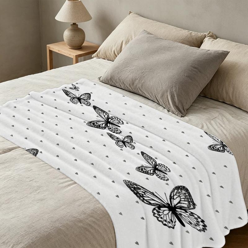 Lightweight Flannel Blanket Soft Skin-friendly Cozy Throw, Warm & Breathable for Home Decor, Indoor Leisure, Christmas & Halloween Decoration