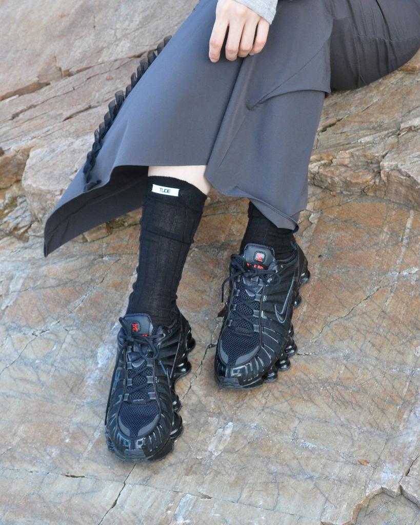 TUDE Logo Socks Black