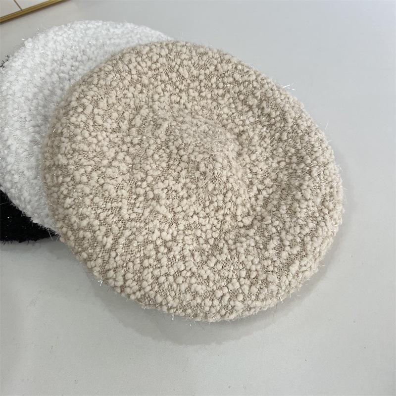 Trendy shiny peacock yarn beret female British retro bud hat versatile face small knitted painter hat
