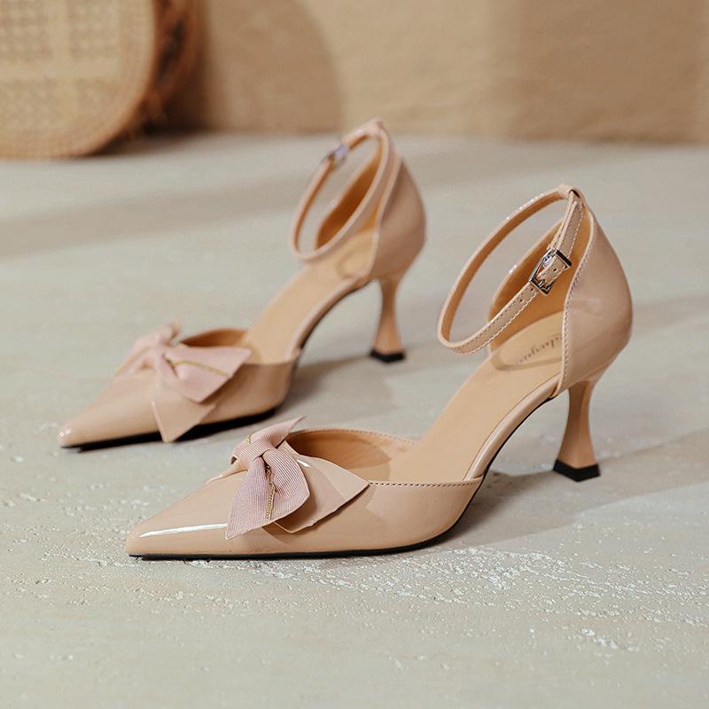 

Женские туфли на шпильке с острым носком, тонкий каблук, новые туфли с бантом большого размера 41 42, полые сандалии с закрытым носком 42 телесный