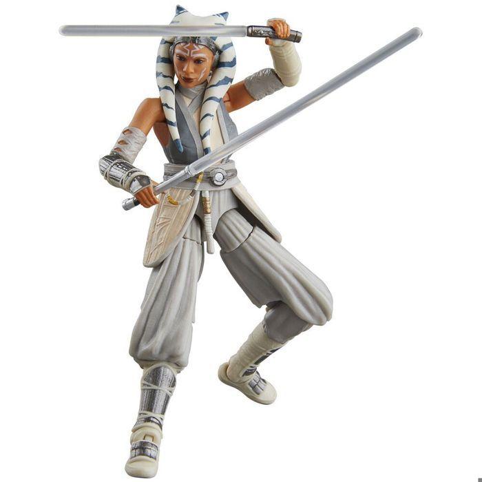 Figurine - hasbro - ahsoka tano - 9,5 cm - articulée - sabres laser inclus