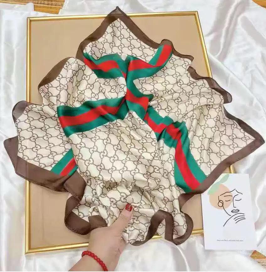 

Високоякісна ретро шовкова квадратна хустка в корейському стилі - Модна, універсальна та професійна хустка з імітації шовку для жінок