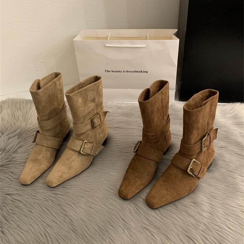 2025 Korean version of the new niche design retro French short boots small square head western boots matte medium boots women's boots