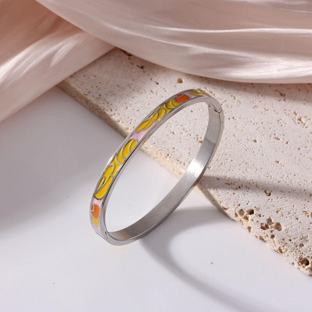 18K Electroplated Women's Retro Enamel Drip Oil Titanium Steel Bracelet, 6mm
