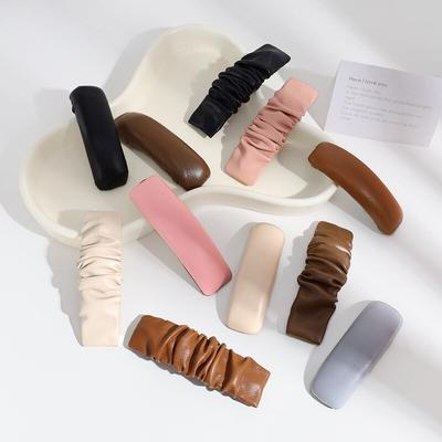 Neue Leder Falt Einfarbige Haarspangen Schlichte Elegante Haarspangen für Mädchen Kopfschmuck Damen Haaraccessoires