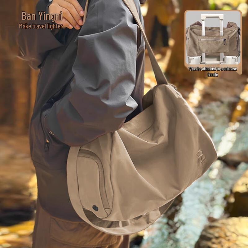 

BenZheni Versatile Travel Duffel Bag with Trolley Sleeve