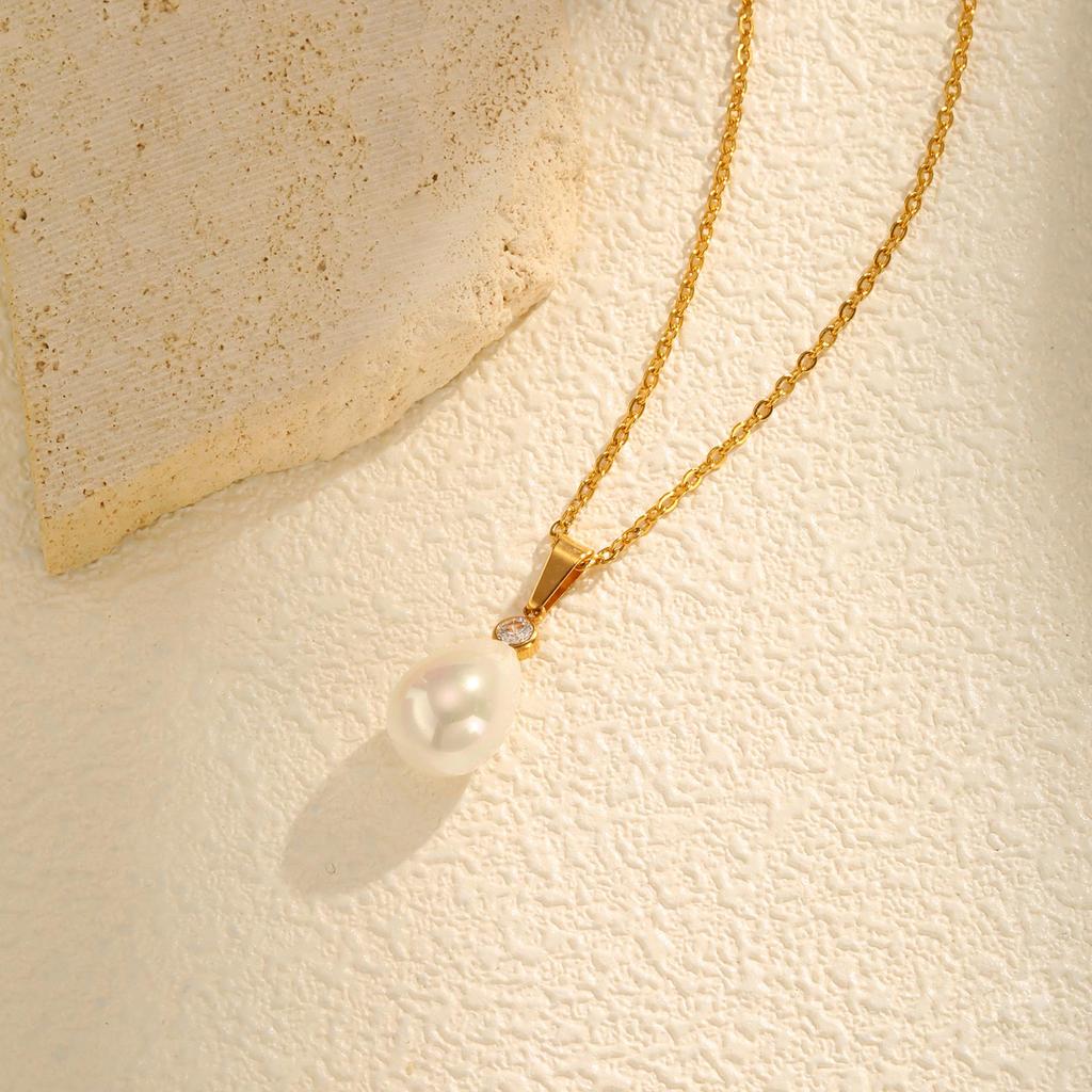 Exquisite Zircon Imitation Pearl Pendant Necklace for Women,Gold Color Stainless Steel Water Drop Necklaces,Fashion Jewelry Gift