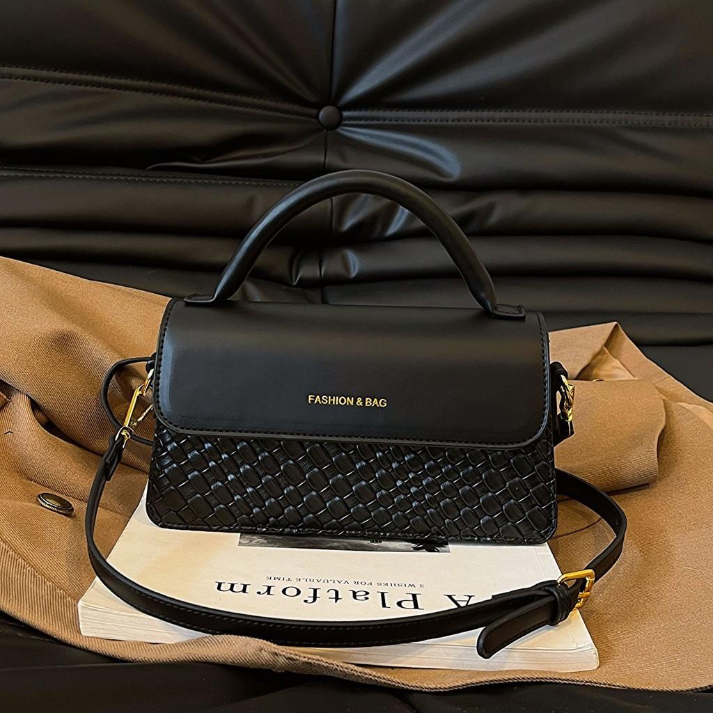 Ielgy Ladies Messenger Bag High-End Texture Handbag Woven Embossed Retro Korean Version One-Shoulder