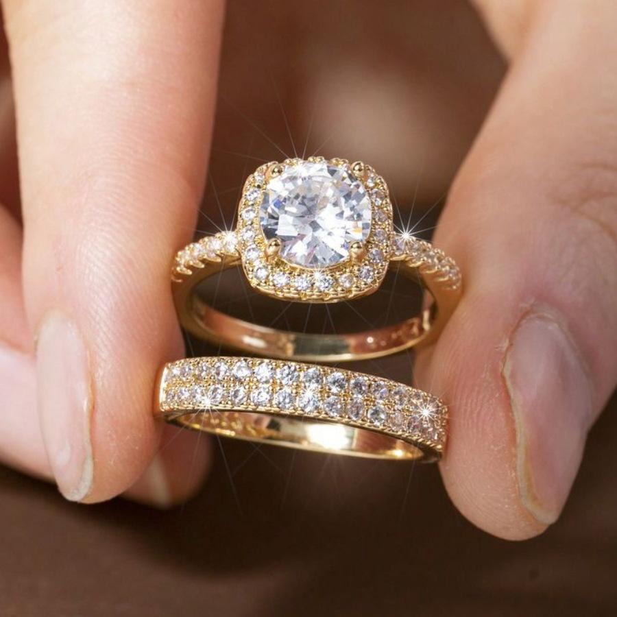 Europe, America isn't the fashionable new micro-inlaid zircon luxury atmosphere women's double ring