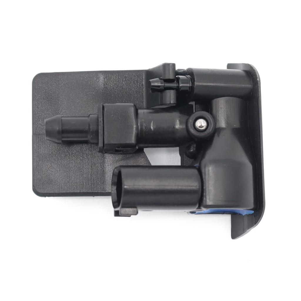 Durable Windshield Washer Sprayer Easy Replacement Precise Spray Windscreen Washer 61667183343 Durable for Front Hood