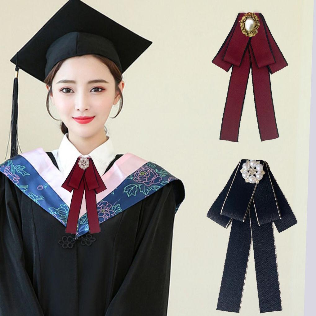 College Style Butterfly Bow Tie For Women With Silk Polyester Material For Graduation Photos