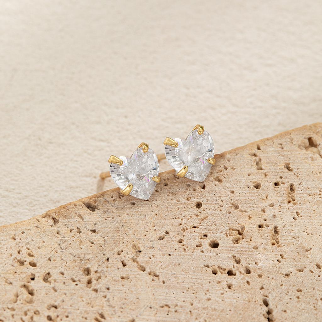 1 Pair of Zircon Heart-shaped Copper Earrings Elegant and Versatile Women's Earrings