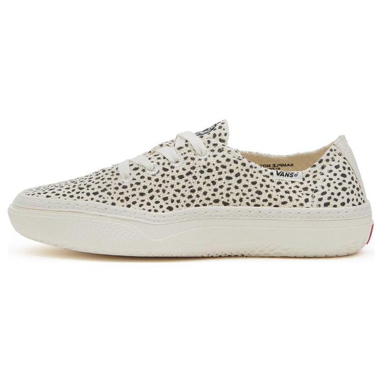 Vans Slip Resistant Durable Lightweight Low Top Skate Shoes Women Sneakers White Black VN0A4BWLKIG1