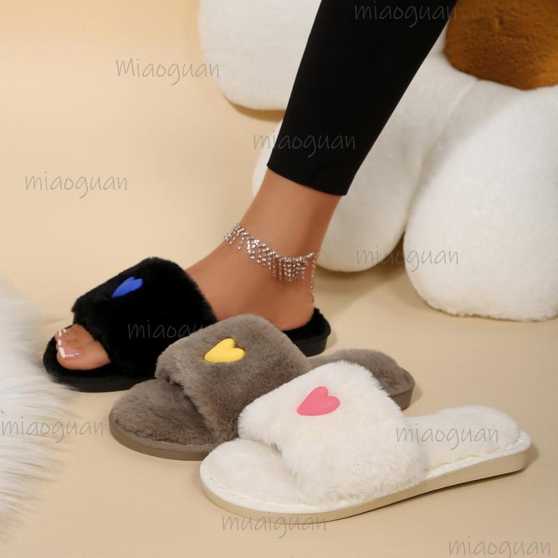 Cute Heart Decoration Short Plush Indoor Slippers Women 2025 Winter Soft Thick Bottom Bedroom Slides Warm Faux Fur Slippers