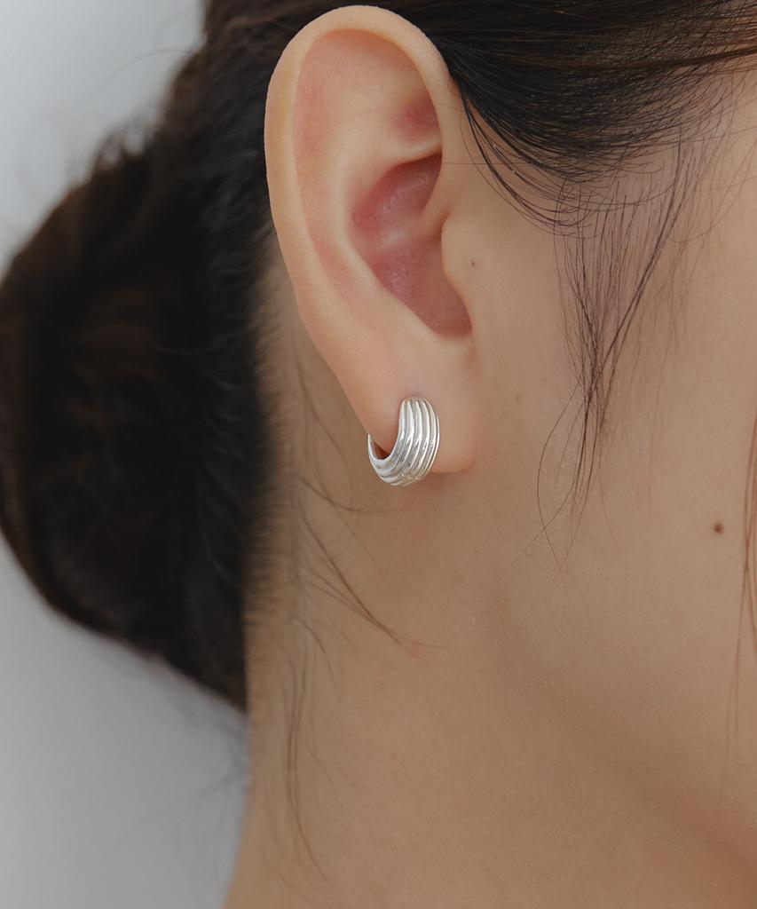 Byweekend Line Calm Earring