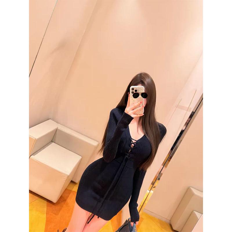 Chill Qiao er Deep V-Neck Knit Bodycon Dress with Waist Tie One Size темно-синий