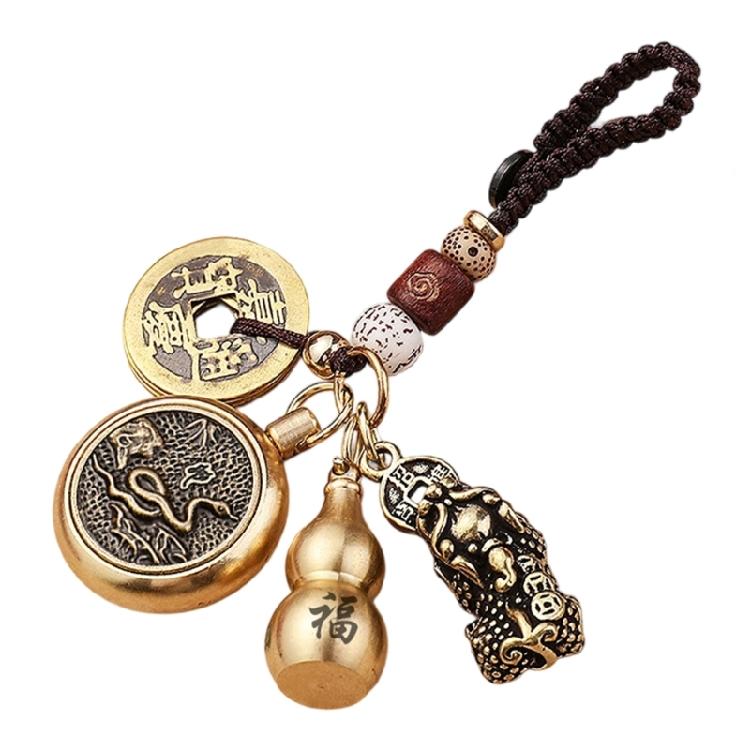 Universal Car Interior Hanging Pendant Lucky Charm Vintage Keychain Pendant Decoration Handmade Animal Themed Craft