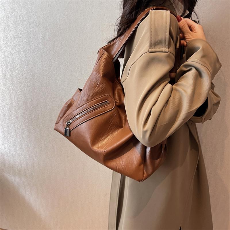 Retro Women's PU Leather Handbag Large Capacity Shoulder Bags Ladies Soft Leather Crossbody Bags for Daily Commute Work Shopping and Weekend Outings