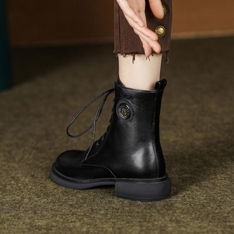 Autumn and winter Korean version of women's knight boots thick-soled non-slip large-size leather boots side zipper low-heeled new square-heeled me
