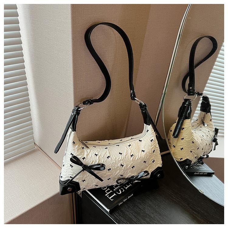 Large-capacity Bag Women's Summer New Casual Niche Messenger Bag Single Shoulder Underarm Bag