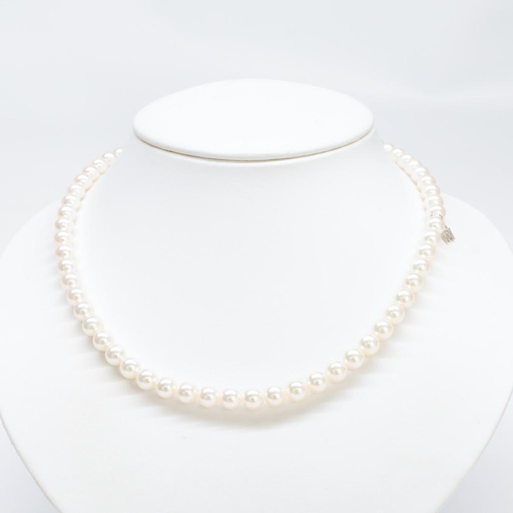 MIKIMOTO Silver Ribbon Clasp, M Charm, 61 Pearls Necklace SilverUsed