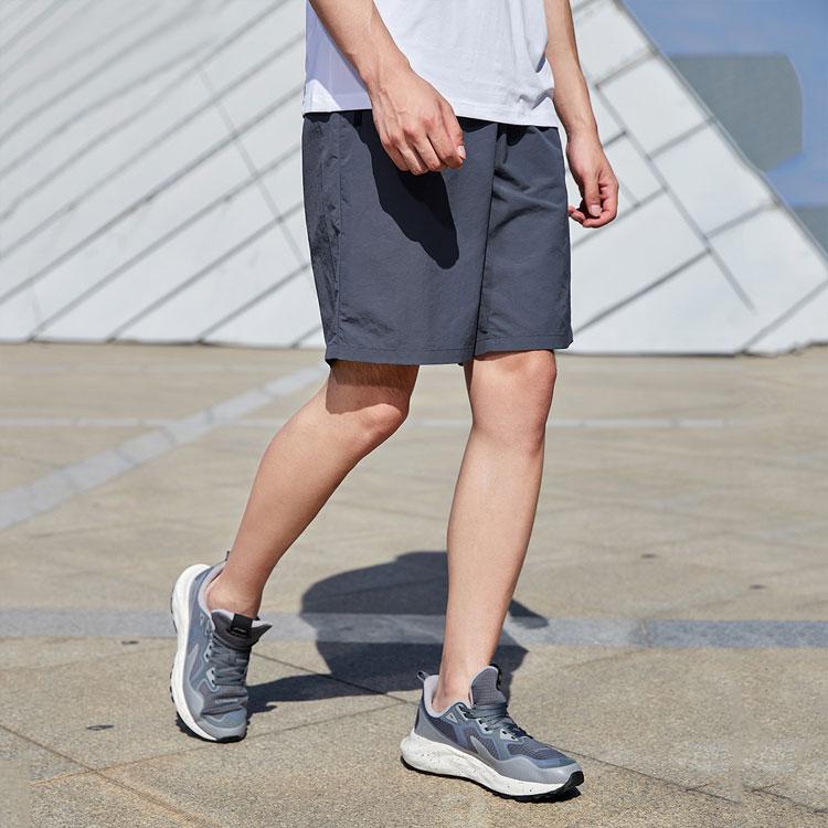 Li Ning Training Series Breathable Running Shorts Men Shorts Cold-Sand-Black AKSR287-5