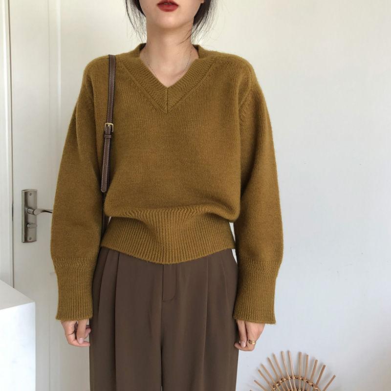 Women's Autumn & Winter French V-Neck Sweater Japanese Lazy Style Retro High-End Knit Top Outer Wear