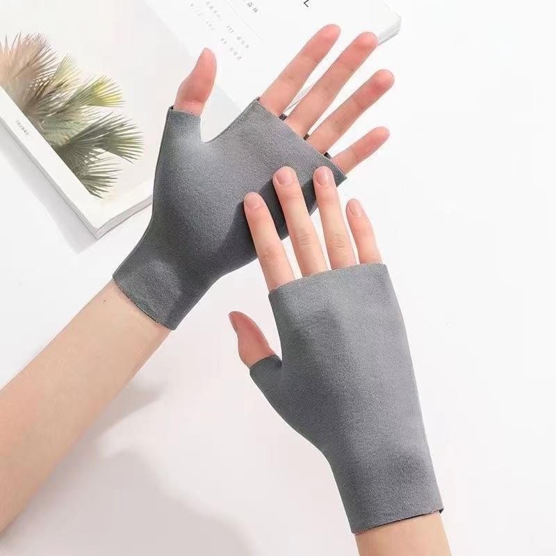 Autumn and Winter Warm Writing German Velvet Self-heating Fashion Autumn and Winter Half-finger Gloves Student Version Gloves Warm and Cold-proof