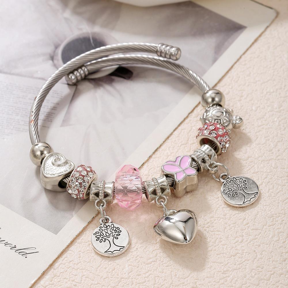 Bracelet à charms réglable couleur argent avec pendentifs Cœur et Arbre Perles de Cristal et Accents en Forme de Fleur pour Bijoux Cadeau Femme