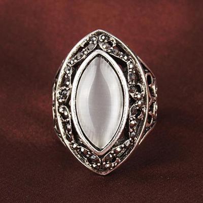 Luxury Royal Style Women's Hollow Big Resin Opal Party Wedding Ring Jewelry