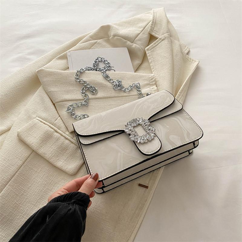 Trendy Summer Fashionable Shoulder Bag With Unique Chain Design Perfect For Daily Use